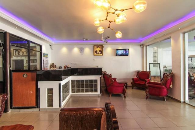 Eestee Rest Colombo Exterior foto